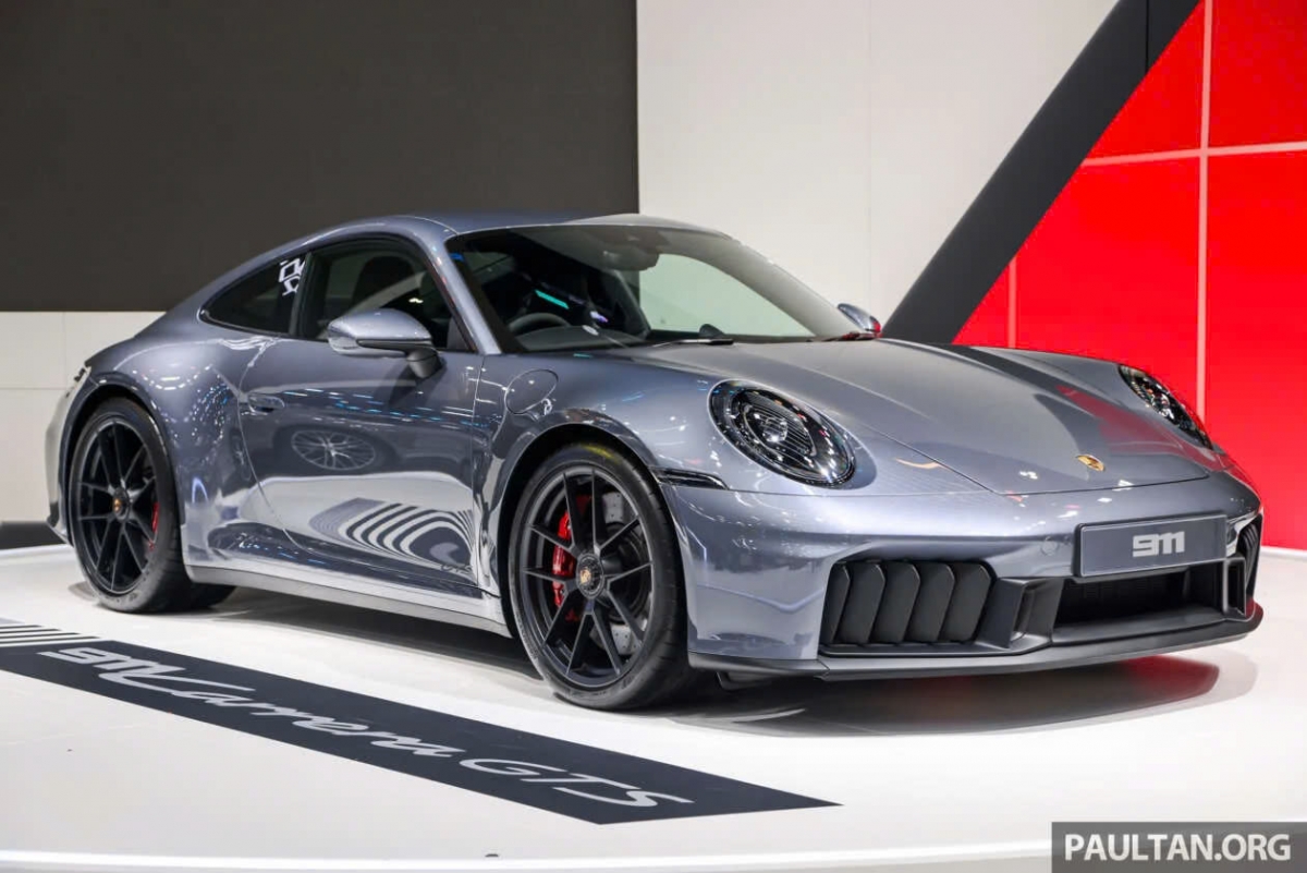 Porsche 911 Carrera GTS facelift