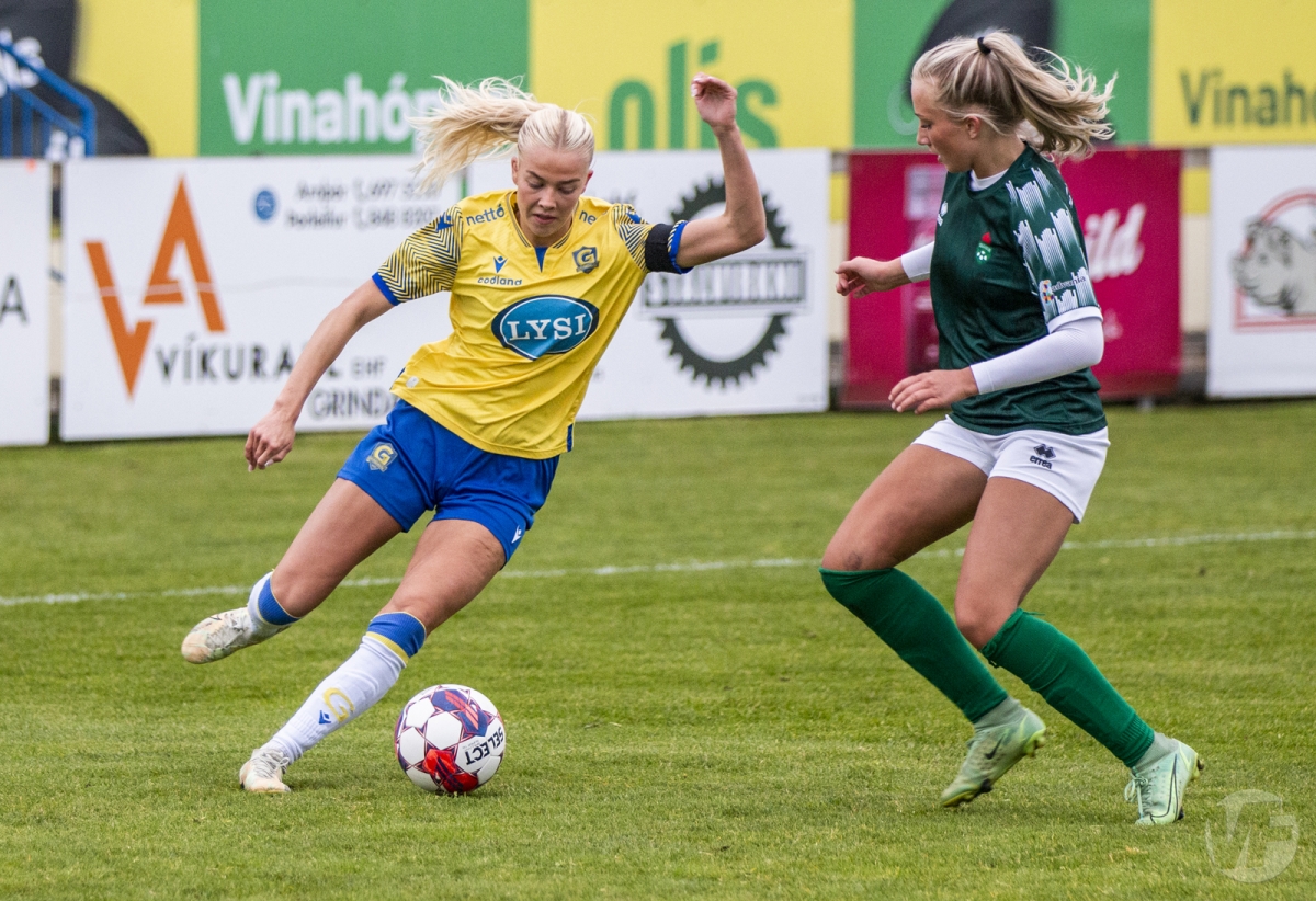 Aubrey Rae Goodwill (áo vàng) khi thi đấu tại Iceland. (Ảnh: JPK). 