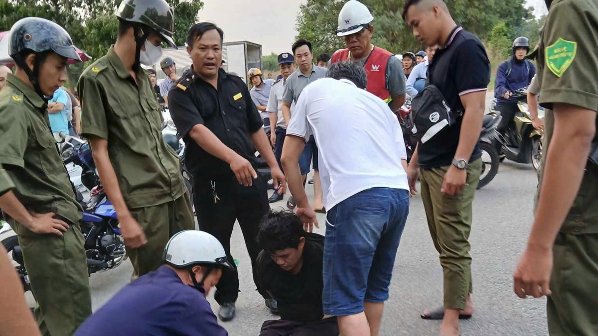 Nghi phạm Sơn bị khống chế, bắt giữ