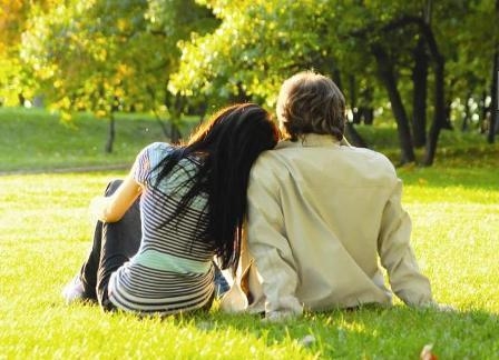 Bố vợ muốn giải quyết sinh lý bởi ông vẫn còn hừng hực còn mẹ vợ đã “về hưu” từ lâu. (ảnh minh họa)