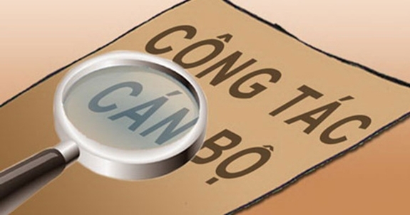 Cán bộ năng lực chưa đáp ứng với tình hình mới, thậm chí có năng lực, trình độ nhưng trong bối cảnh sắp xếp tinh gọn bộ máy lại có biểu hiện trông chờ, làm việc cầm chừng, né việc khó…sẽ rơi vào “tầm ngắm” sàng lọc. Ảnh minh họa: KT