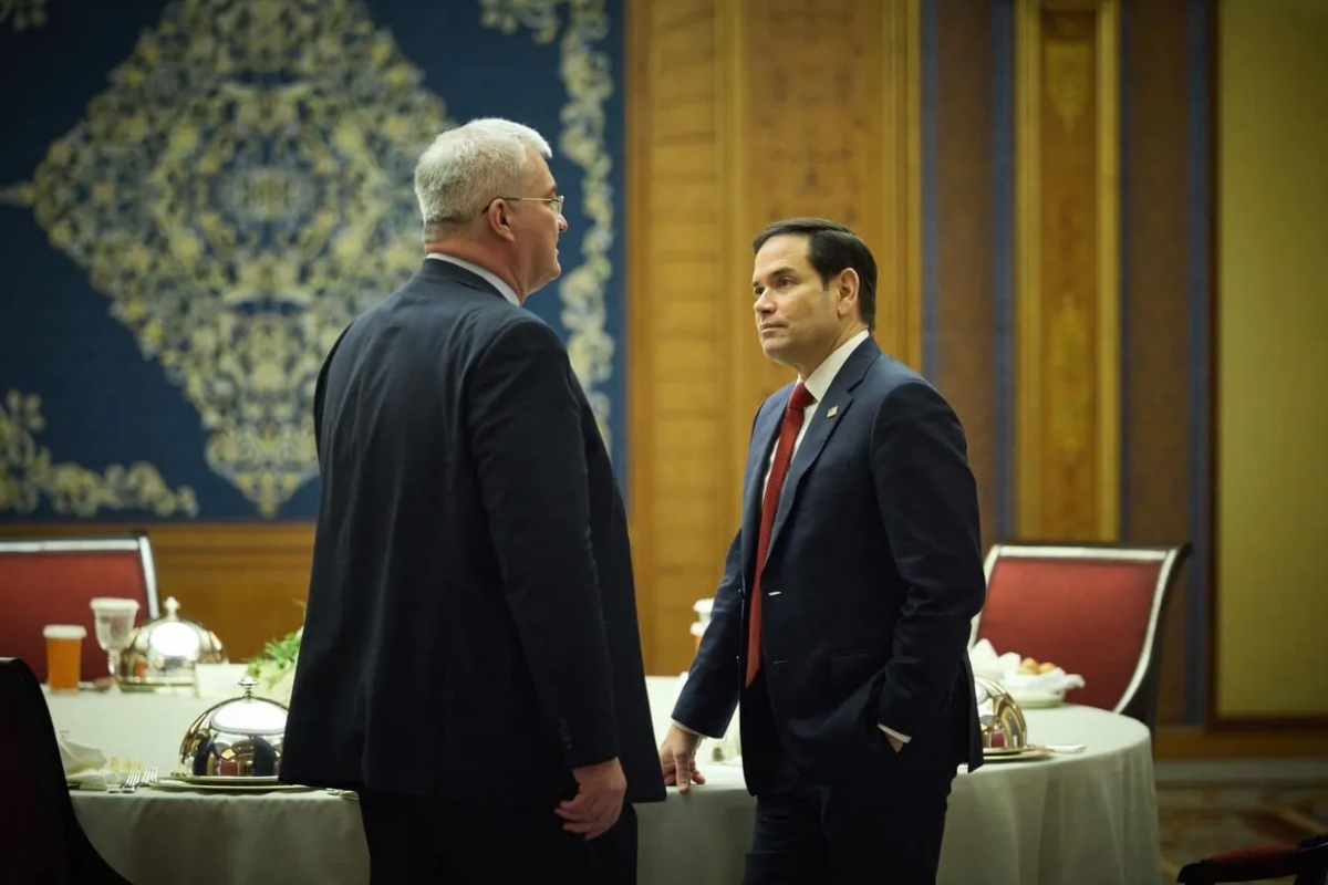 Ngoại trưởng Ukraine Andrii Sybiha (bên trái) và Ngoại trưởng Mỹ Marco Rubio trong cuộc họp ở Jeddah, Saudi Arabia, ngày 11/3/2025. Ảnh: FB Andrii Sybiha