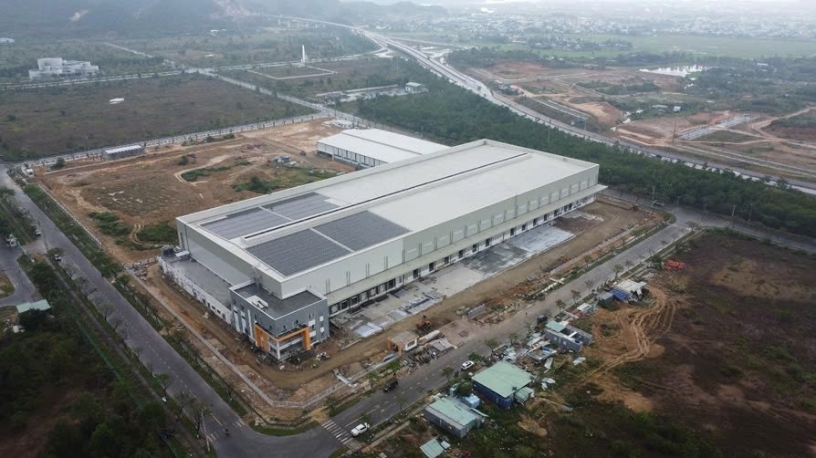 Dự án Trung tâm phân phối Con Ong, là trung tâm logistics hiện đại, kết nối toàn diện đầu tiên tại khu vực miền trung, tại Khu công nghệ cao Đà Nẵng.