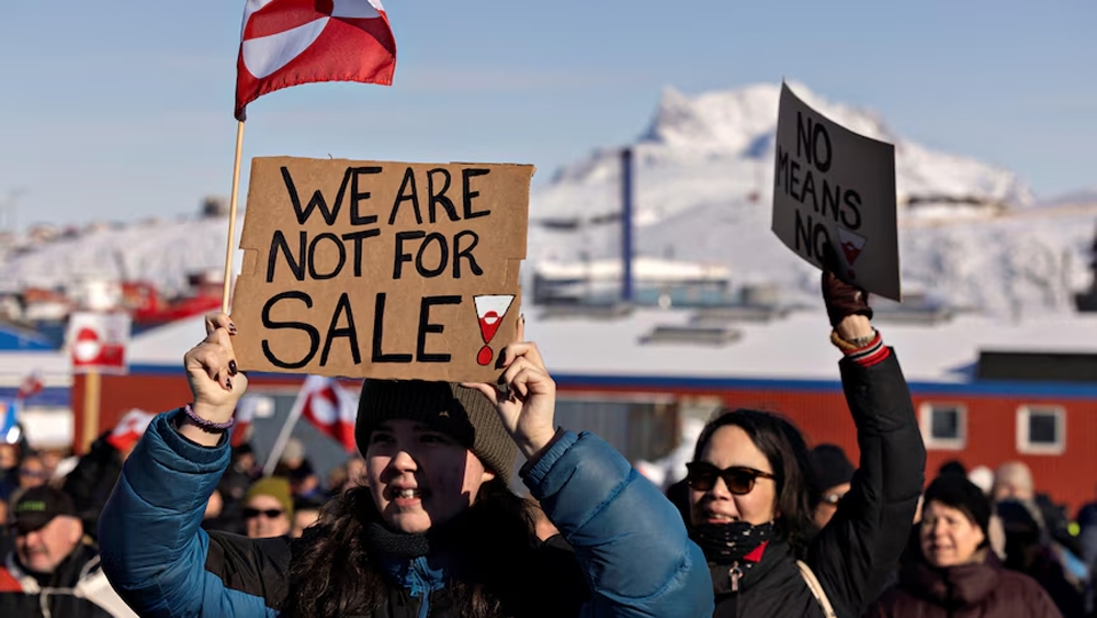 Người dân Greenland khẳng định hòn đảo này "không phải để bán". Ảnh: Reuters.