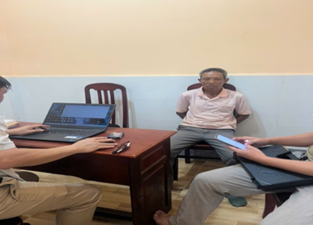 Nguyễn Văn Thành tại cơ quan công an.