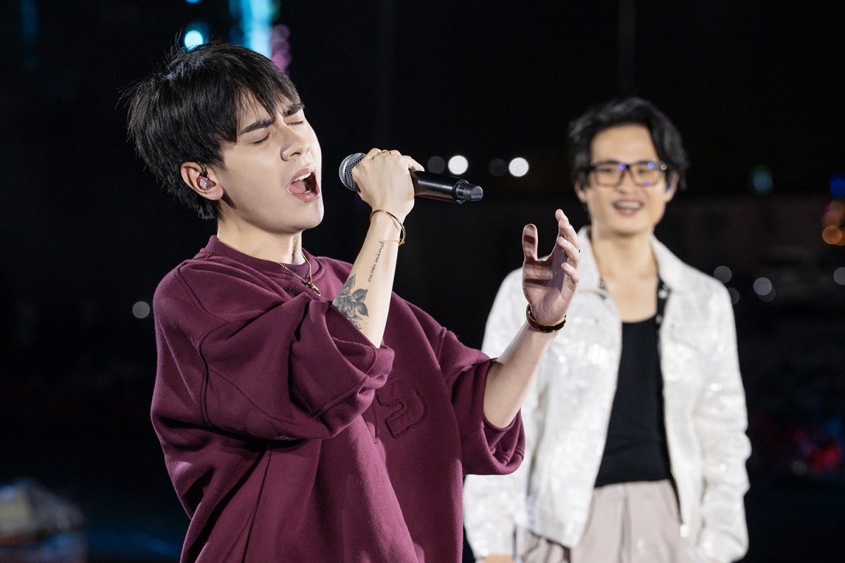 Quan trọng hơn hết, tôi ước mơ âm nhạc của “Sketch A Rose” In Saigon’ sẽ mang đến cho tất cả khán giả có mặt tại 2 đêm diễn lần này sự hạnh phúc, niềm tin yêu tuyệt đối vào những điều tốt đẹp.