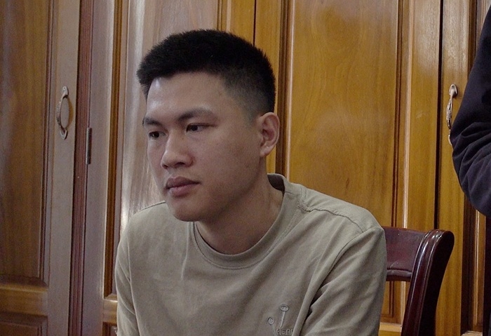 Đối tượng Lê Văn Điệp tại cơ quan công an (ảnh: Công an Lâm Đồng).