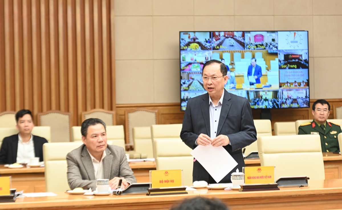 Phó Thống đốc Ngân hàng Nhà nước Đào Minh Tú phát biểu tại buổi làm việc