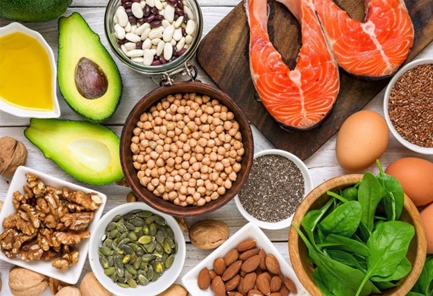 Nhiều loại thực phẩm giàu omega-3 chẳng kém cá hồi nhưng ít người biết. Ảnh: Shutter Stock