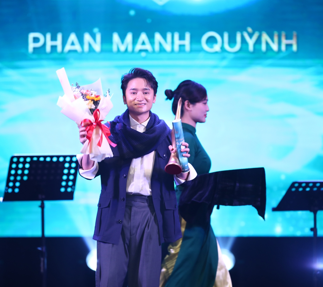Hạng mục Nhạc sĩ của năm thuộc về Phan Mạnh Quỳnh. Hạng mục Nhạc sĩ của năm vinh danh những người đã viết nên những giai điệu sống động, truyền tải những thông điệp sâu sắc và góp phần định hình phong cách âm nhạc hiện đại. Những tác phẩm của họ chạm đến trái tim người nghe và tạo nên dấu ấn riêng biệt trong lòng công chúng.