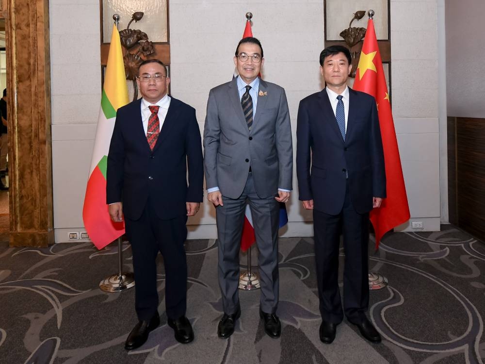 Trưởng đoàn Thái Lan, Myanmar và Trung Quốc tham dự cuộc họp 3 bên về tình hình tội phạm viễn thông. Nguồn: Bộ Ngoại giao Thái Lan