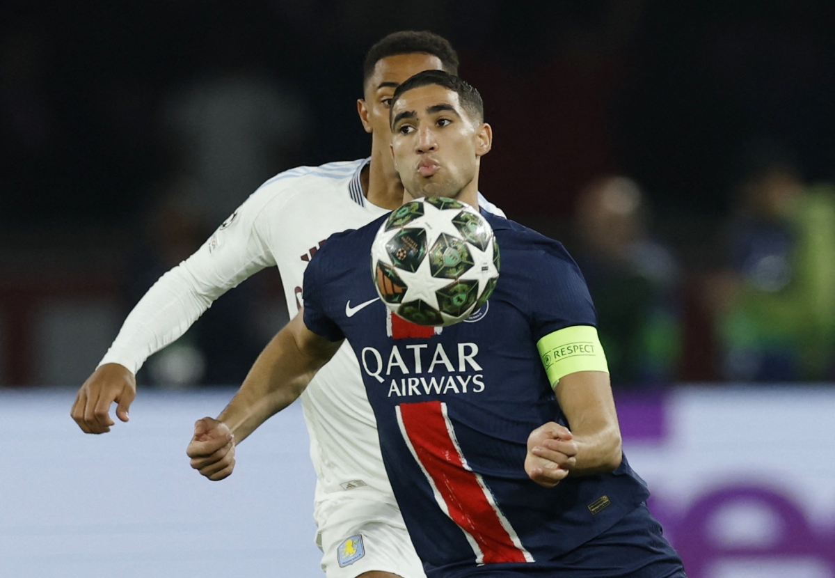 PSG đang kiểm soát bóng tốt hơn (Ảnh: Reuters).