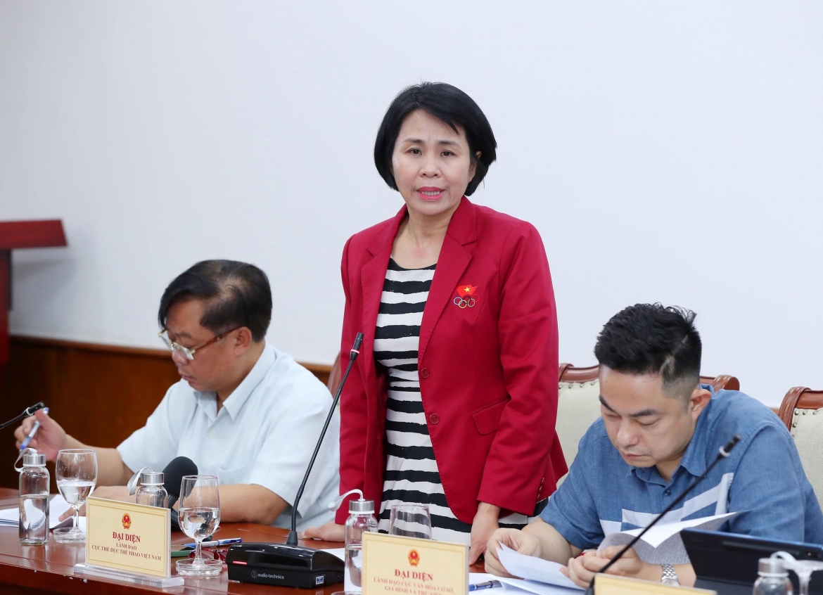 Bà Lê Thị Hoàng Yến – Phó Cục trưởng Cục Thể dục Thể thao phát biểu tại buổi họp báo. Ảnh: Trần Huấn