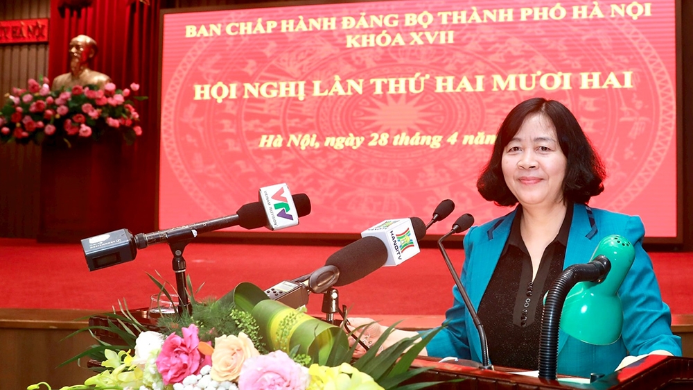 Bí thư Thành ủy Hà Nội Bùi Thị Minh Hoài phát biểu kết luận hội nghị.