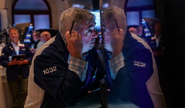 Các chỉ số tương lai của chứng khoán Mỹ đi xuống ngay sau khi ông Trump công bố thuế đối ứng. (Ảnh minh họa: CNBC)