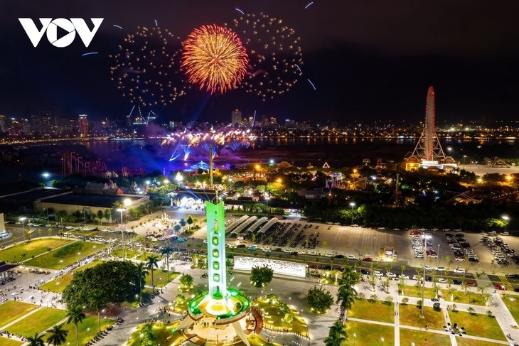 Du lịch là ngành kinh tế mũi nhọn của TP.Đà Nẵng, đóng góp hơn 62% tổng thu ngân sách thành phố