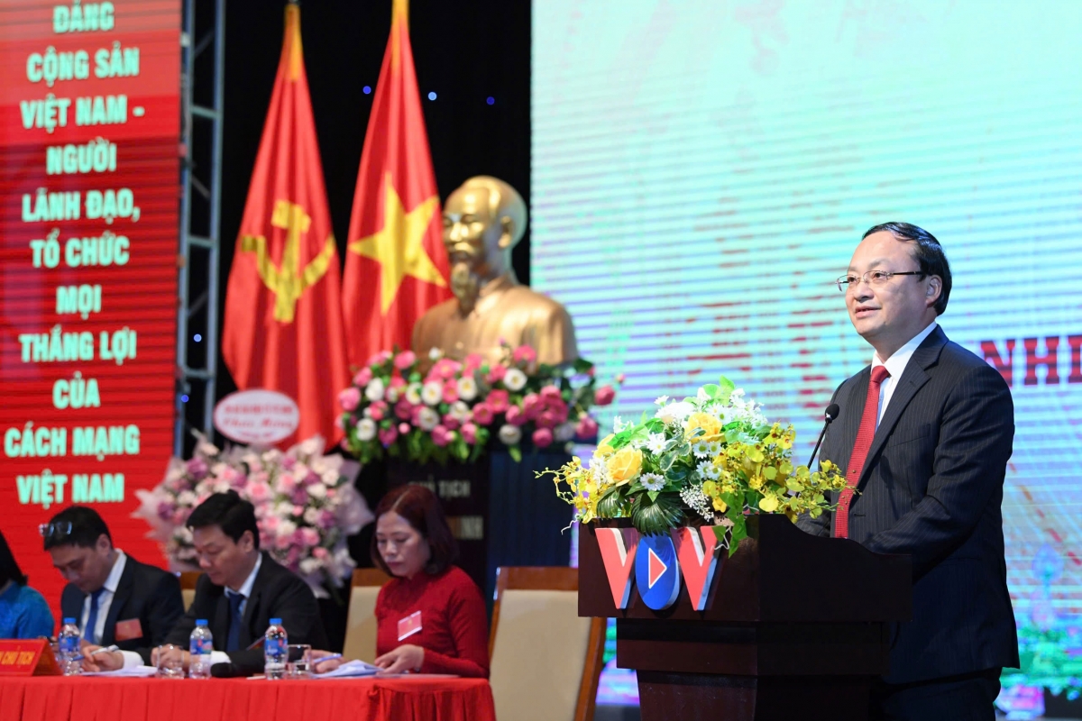 Tổng Giám đốc Đỗ Tiến Sỹ đề nghị, Ban Thời sự phải luôn giữ vững vai trò là đơn vị báo chí chủ lực của Đài Tiếng nói Việt Nam. Ảnh: Quang Trung