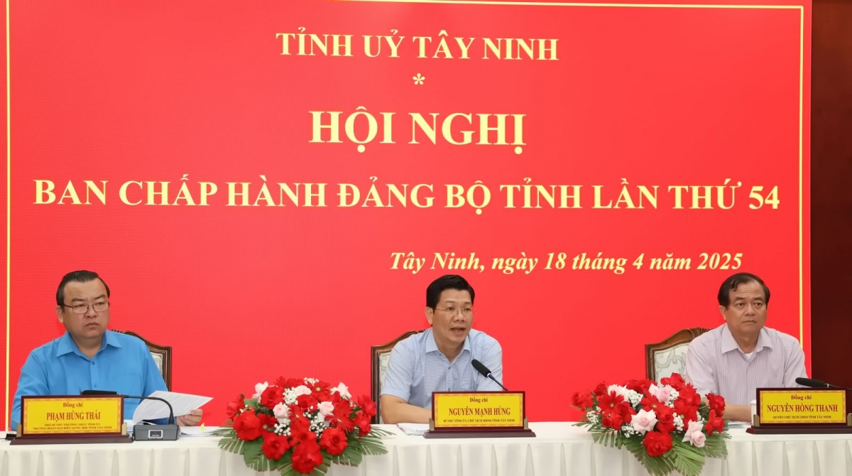 Hội nghị BCH Đảng bộ tỉnh Tây Ninh (ảnh Báo Tây Ninh)