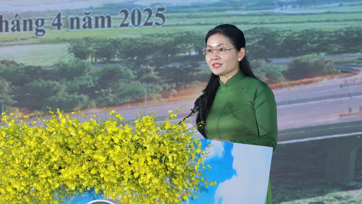  Bí thư Tỉnh ủy Tôn Ngọc Hạnh phát biểu tại lễ động thổ 