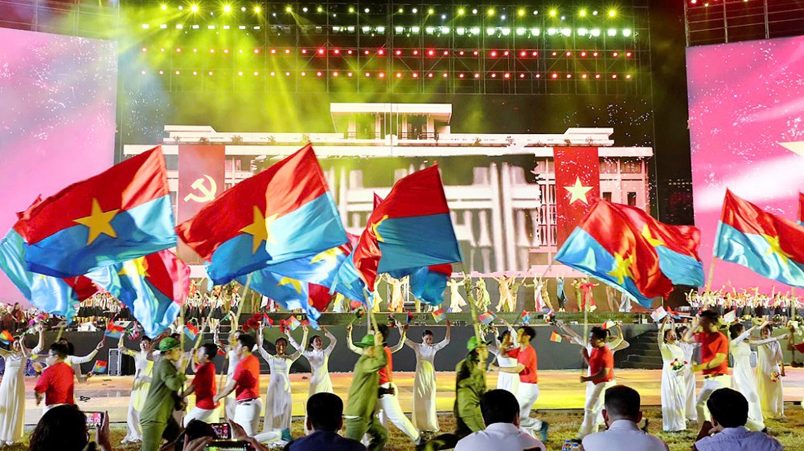Chương trình nghệ thuật đặc biệt “Mùa xuân thống nhất” sẽ diễn ra lúc 20h10 ngày 29/04/2025 (thứ Ba) tại Công viên Sáng tạo, phường Thủ Thiêm, thành phố Thủ Đức, TP.HCM.