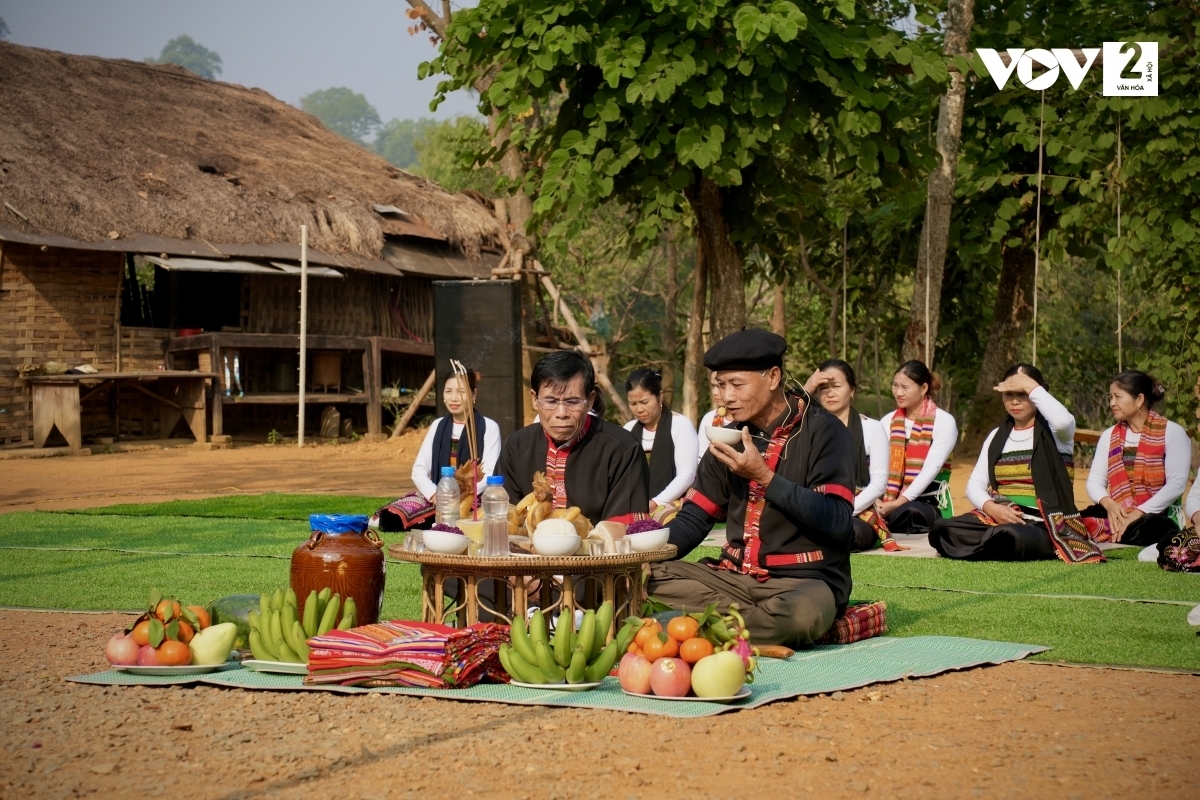 Lễ mừng cơm mới là nghi lễ quan trọng của đồng bào Thái ở huyện Mường Lát, Thanh Hóa