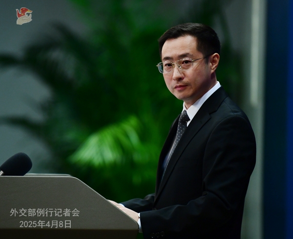 Người phát ngôn Lâm Kiếm (Ảnh: Bộ Ngoại giao Trung Quốc)