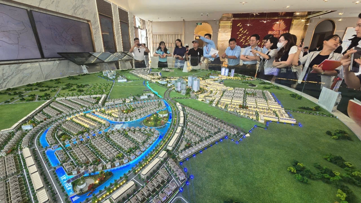 Khi lực cầu đầu tư sụt giảm, sẽ kéo theo tính thanh khoản giảm, thị trường bất động sản có thể rơi vào trầm lắng