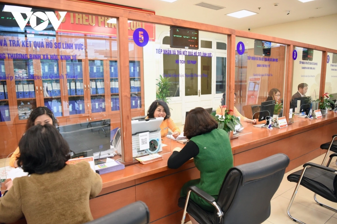 Dự kiến sẽ có khoảng 100.000 công chức, viên chức rời khỏi khu vực Nhà nước trong quá trình tinh giản, sắp xếp lại bộ máy (ảnh minh họa)