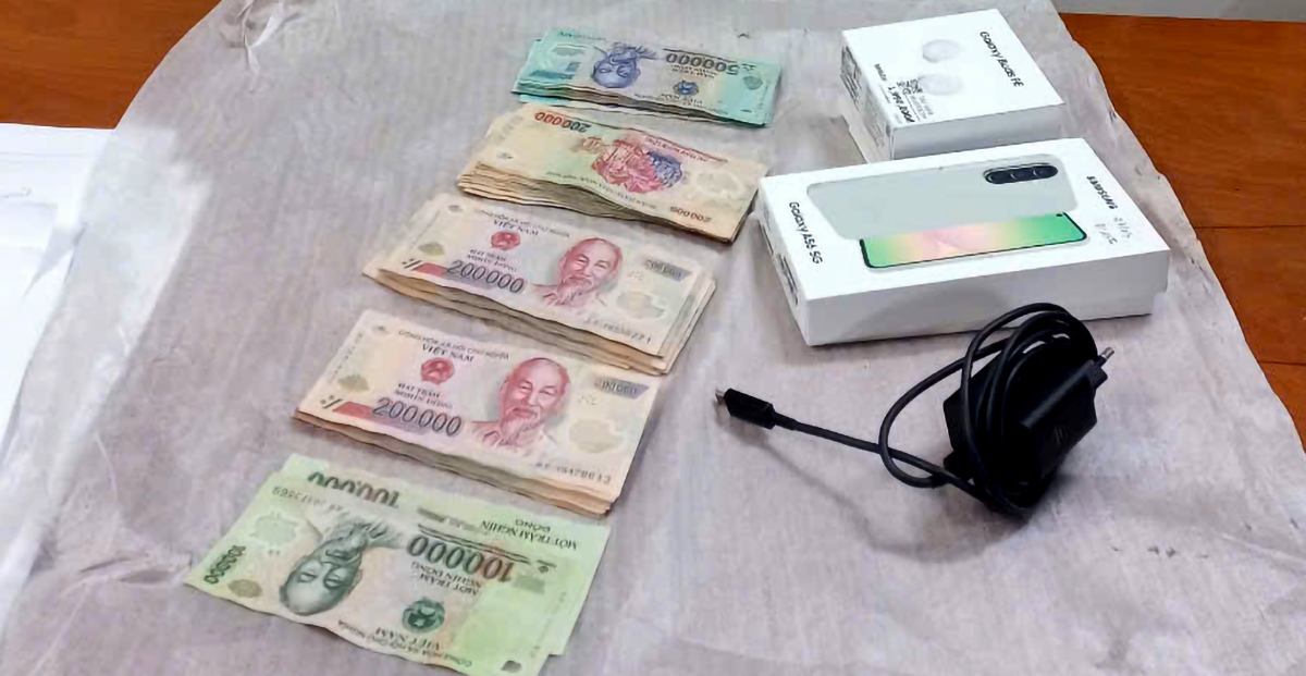 Tang vật vụ án.