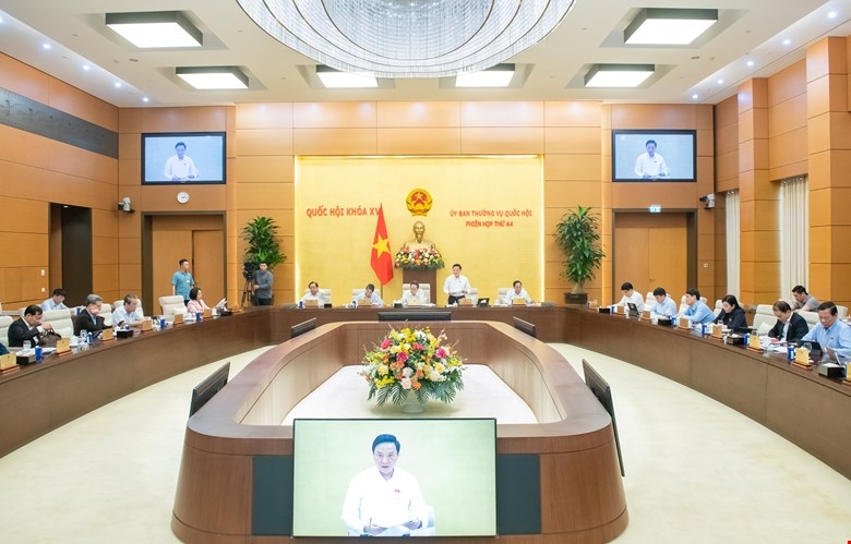 Tại phiên họp 44, Ủy ban Thường vụ Quốc hội đã thông qua Nghị quyết về việc sắp xếp đơn vị hành chính năm 2025