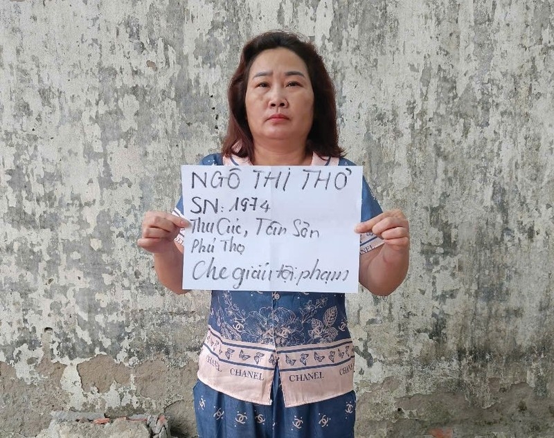 Bị can Ngô Thị Thơ, mẹ đẻ của đối tượng Hà Thương Hải bị khởi tố về tội Che giấu tội phạm.