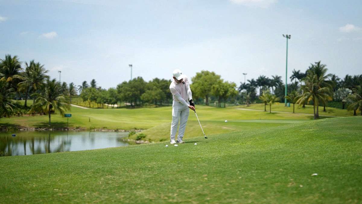Giải diễn ra tại sân golf Tân Sơn Nhất vào ngày 27/4.