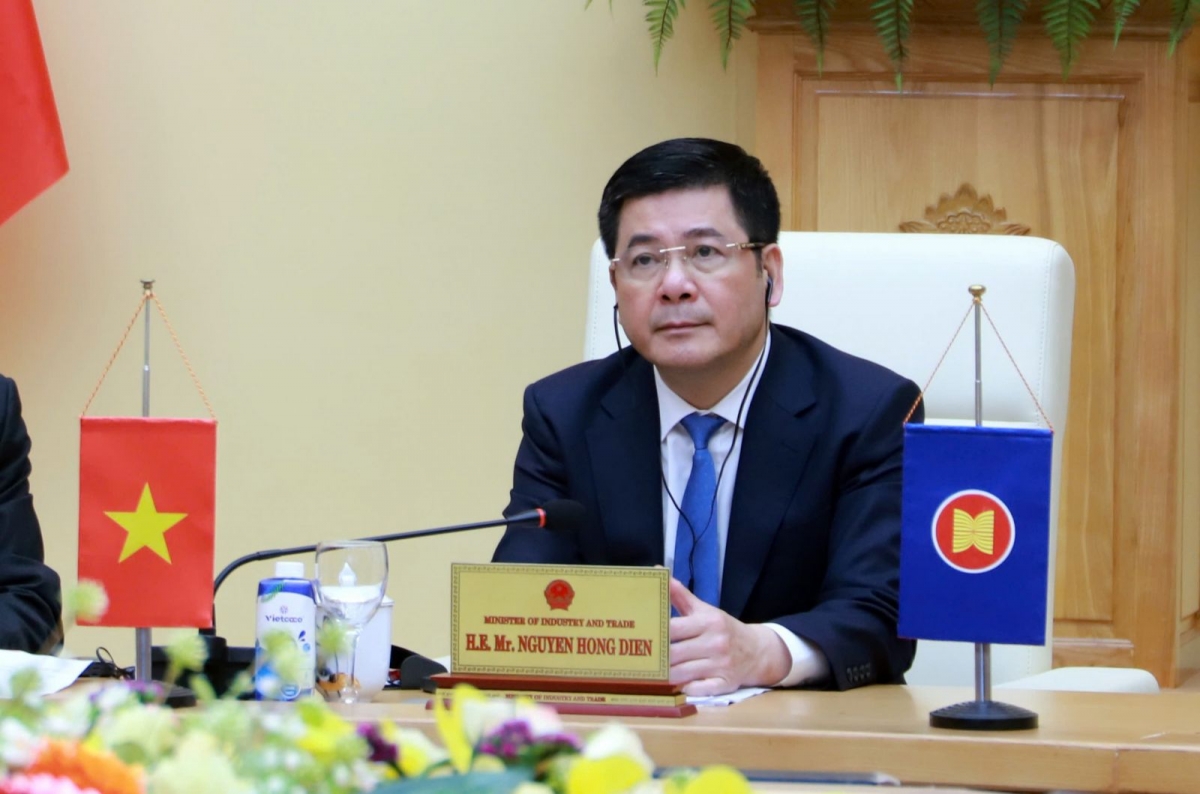 Bộ trưởng Bộ Công Thương Nguyễn Hồng Diên (Ảnh: Bộ Công thương)