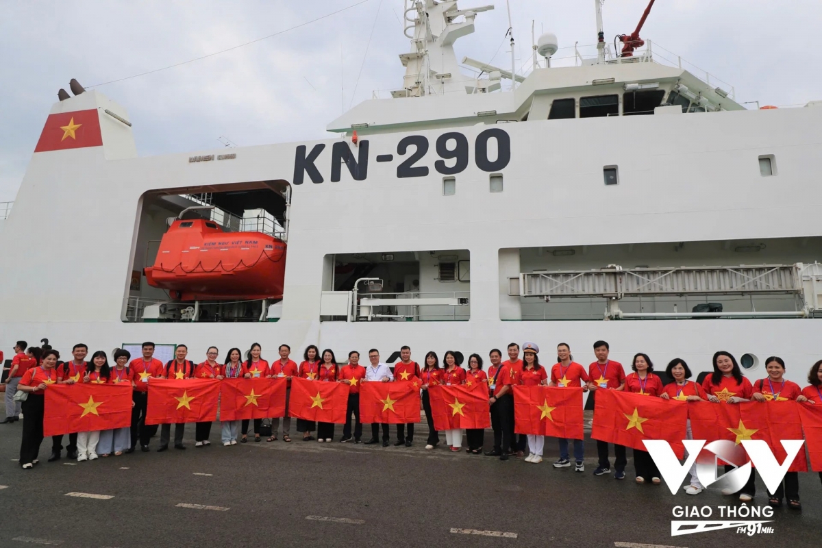 Dự kiến, đoàn công tác số 25 sẽ có chuyến đi kéo dài 6 ngày, từ ngày 23 đến 29/5/2025 thăm, động viên quân và dân trên đảo Trường Sa và nhà giàn DK1.