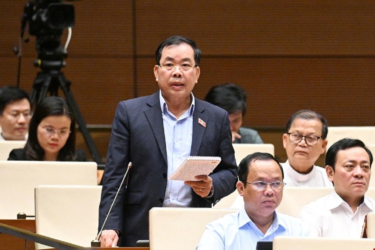 Đại biểu Nguyễn Quang Huân (Bình Dương)