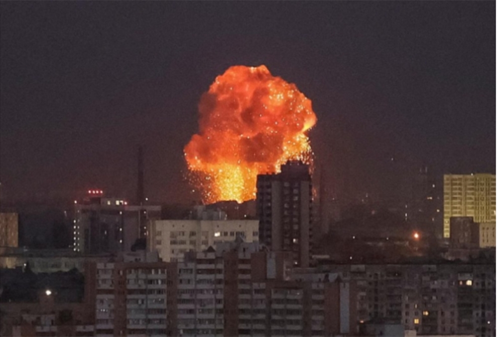 Một cuộc tập kích của Nga vào Kiev. Ảnh: Reuters