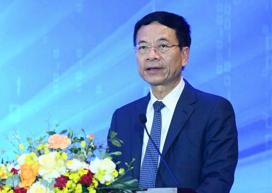 Bộ trưởng Bộ KH&amp;CN Nguyễn Mạnh Hùng