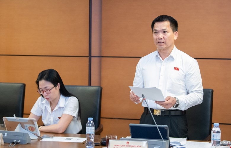 Đại biểu Dương Khắc Mai – Phó trưởng Đoàn ĐBQH chuyên trách tỉnh Đắk Nông. Ảnh: Quốc hội