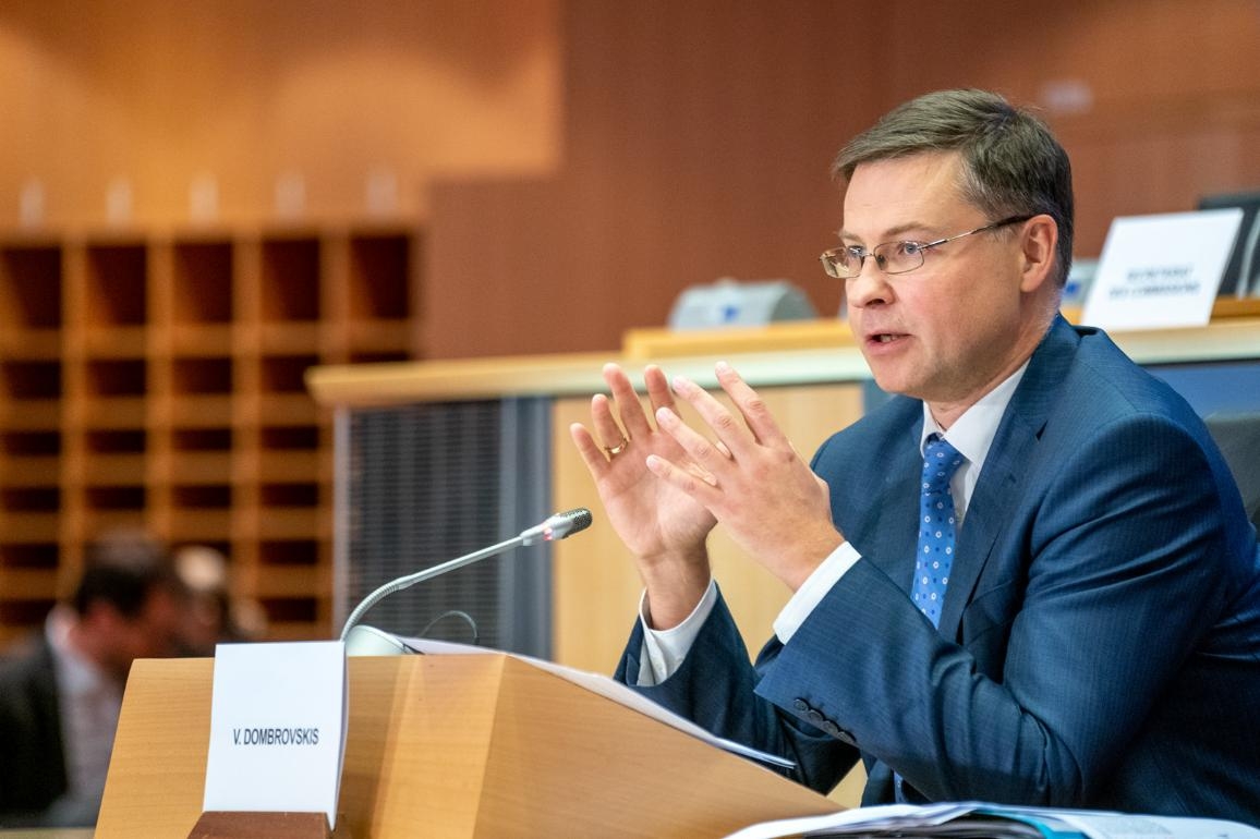 Valdis Dombrovski, Phó chủ tịch điều hành Ủy ban châu Âu phụ trách nền kinh tế phục vụ con người và Ủy viên thương mại EU. Ảnh: europarl.europa.eu