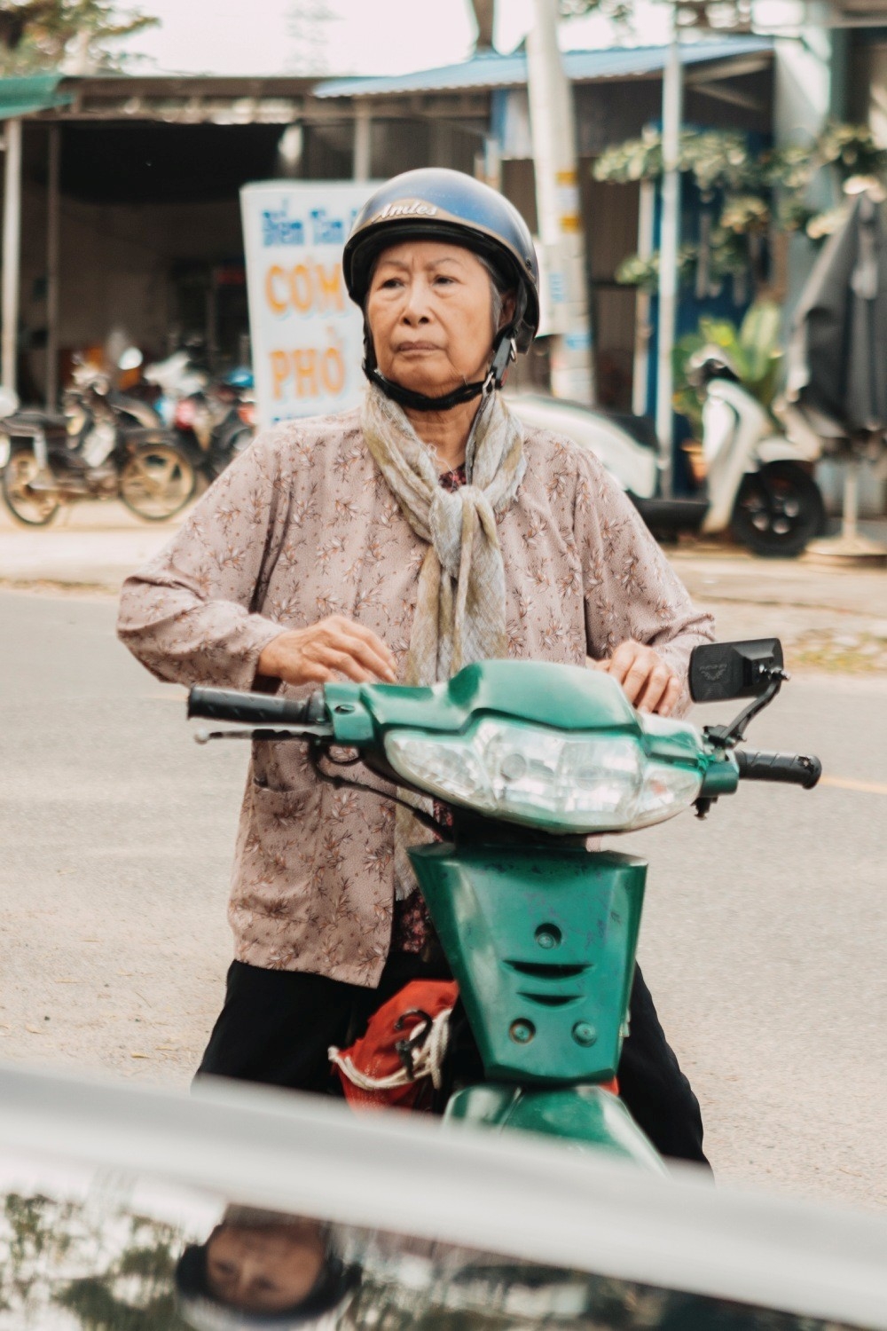 NSƯT Kim Phương trong "Lật mặt 8"