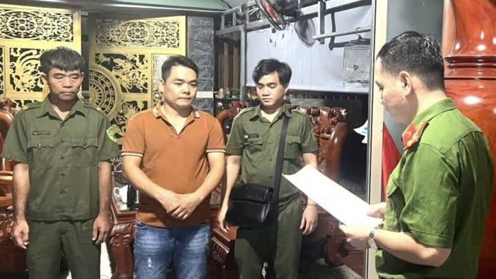 Cơ quan điều tra thi hành lệnh khám xét tại nhà Nguyễn Bá Thanh.