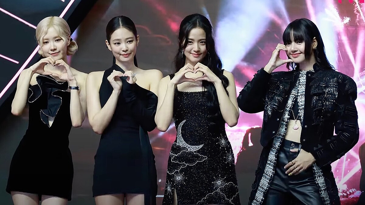 Bài hát mới sẽ đánh dấu lần phát hành chính thức đầu tiên của Blackpink sau hai năm tám tháng.