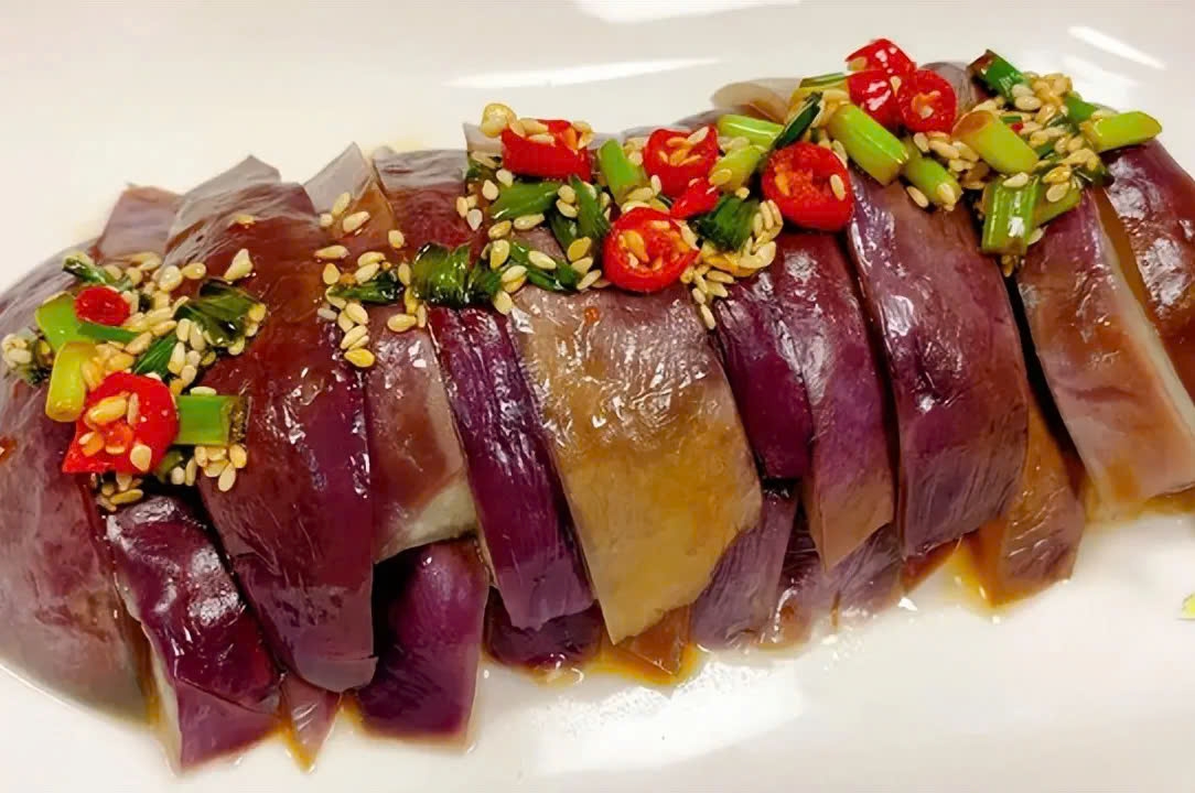 Đây là món ăn thải độc, làm sạch gan, phòng chống táo bón. (Ảnh: Sohu)