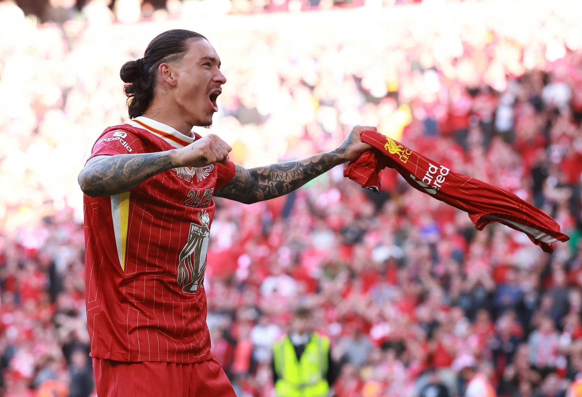 Darwin Nunez nhận được sự quan tâm của Napoli và Atletico Madrid (Ảnh: Reuters).