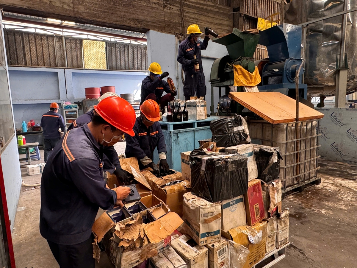 Lực lượng chức năng TP.HCM sẽ còn liên tục kiểm tra, xử lý các loại hàng giả, hàng nhái.