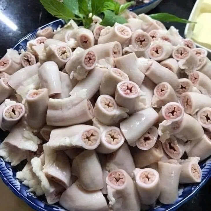 Tranh luận về lòng se điếu đang thu hút rất nhiều sự quan tâm và thảo luận của cư dân mạng