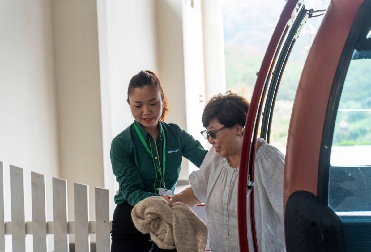 Khu du lịch Cáp Treo Đà Lạt luôn chú trọng đào tạo nghiệp vụ và hoàn thiện chất lượng dịch vụ, cũng như bảo dưỡng định kỳ các trang thiết bị.