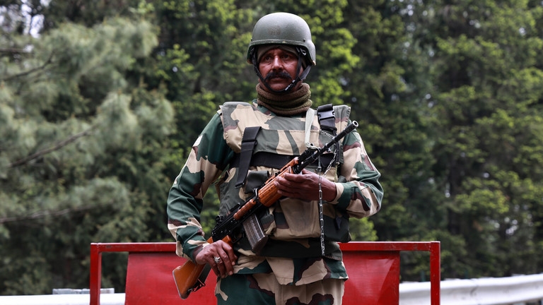 Ấn Độ diễn tập phòng thủ dân sự chuẩn bị cho nguy cơ xung đột với Pakistan. Ảnh: RT