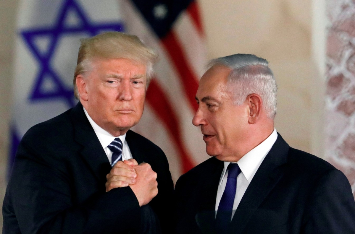 Ông Trump (trái) và ông Netanyahu (phải). Ảnh: Reuters