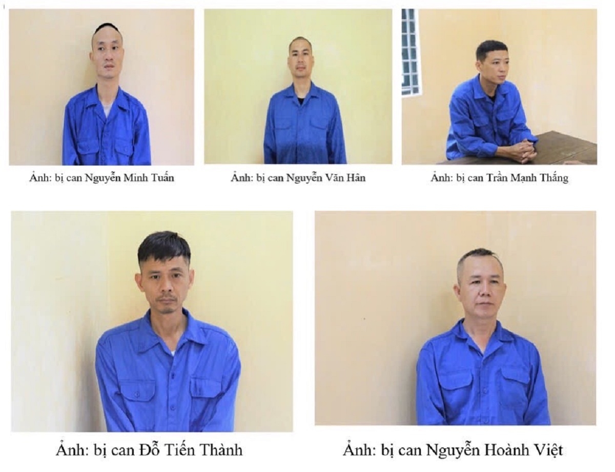 Các đối tượng tại cơ quan cảnh sát điều tra